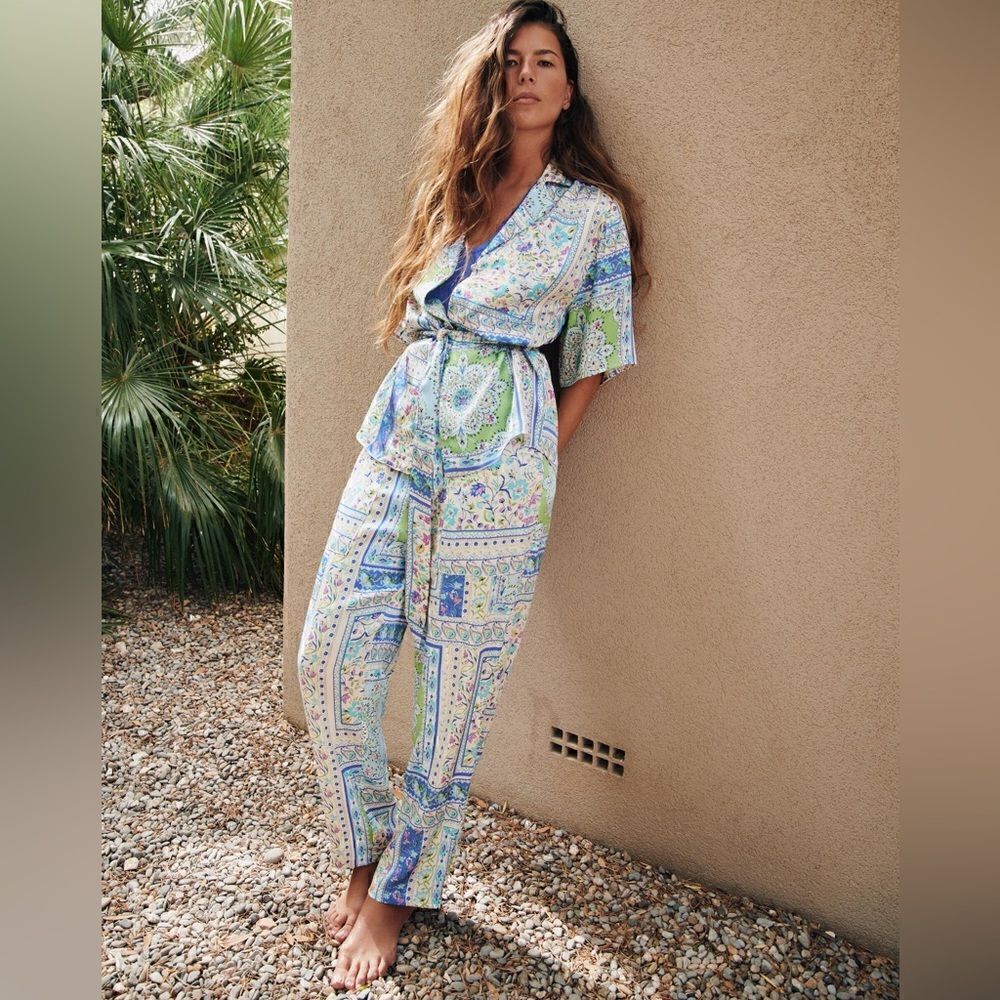 ZARA BOHO PAISLEY PRINTED PANTS